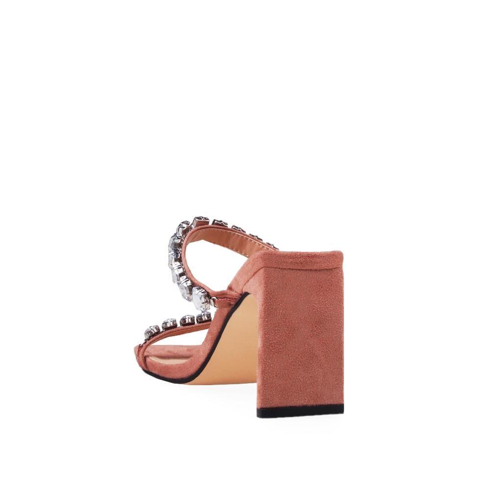 HeelPrivilegedDeeliah