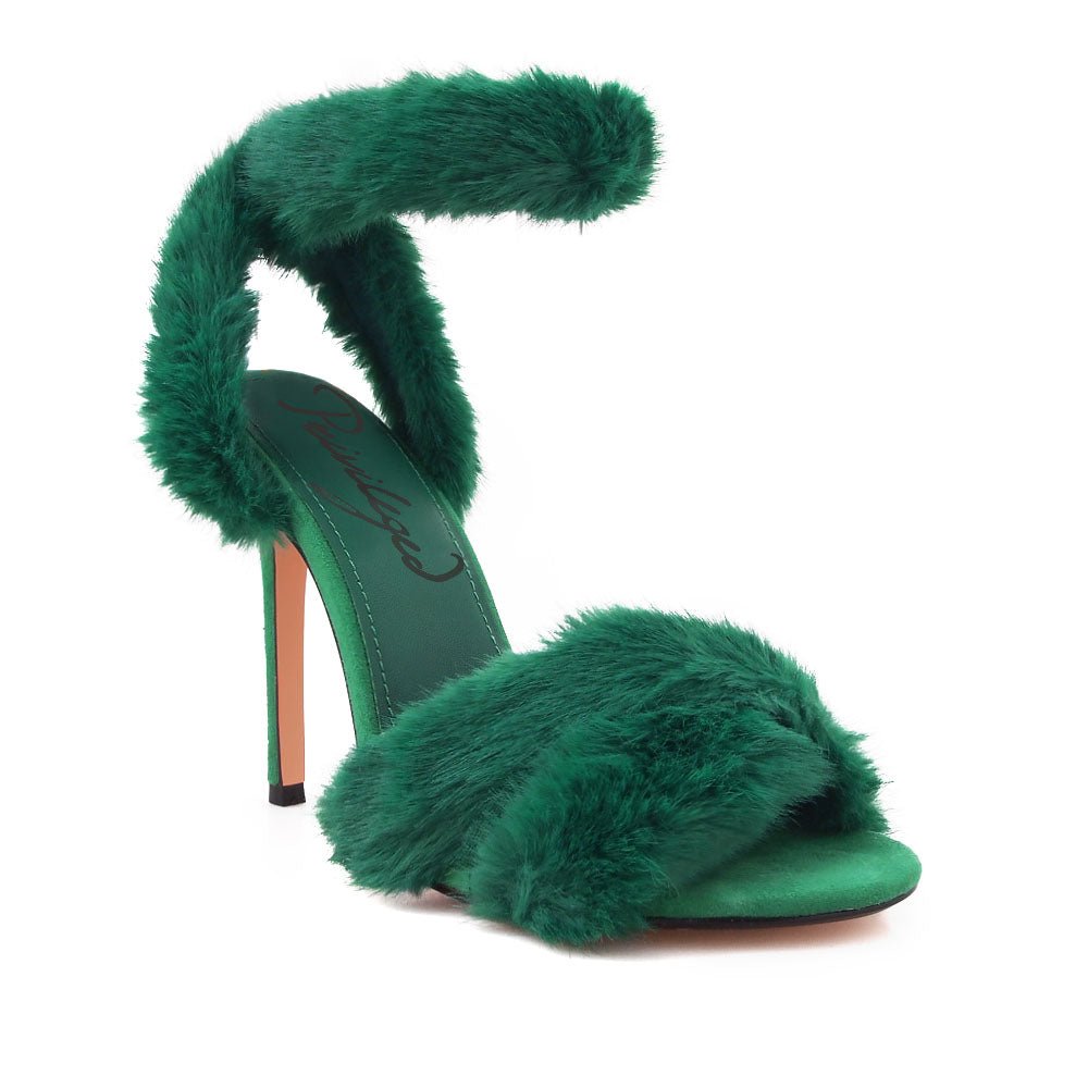 HeelPrivilegedDevar