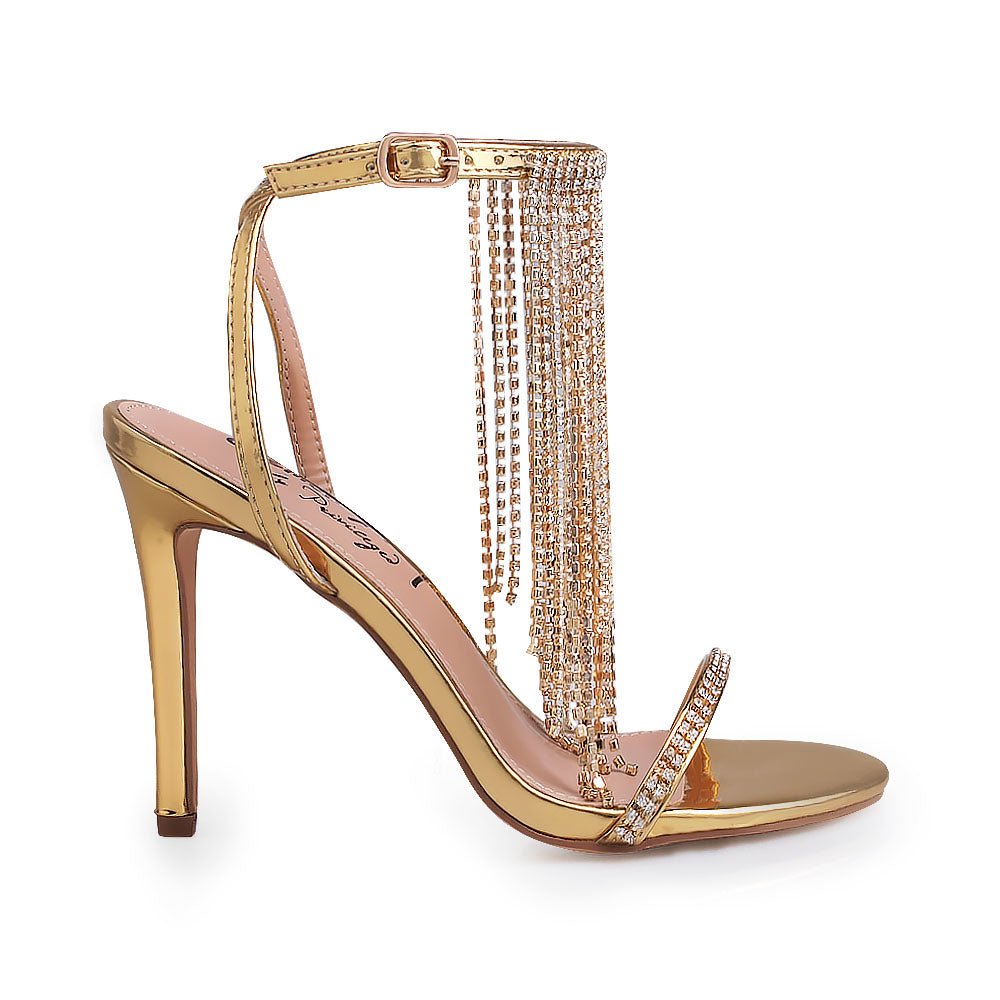 HeelPrivilegedEanna