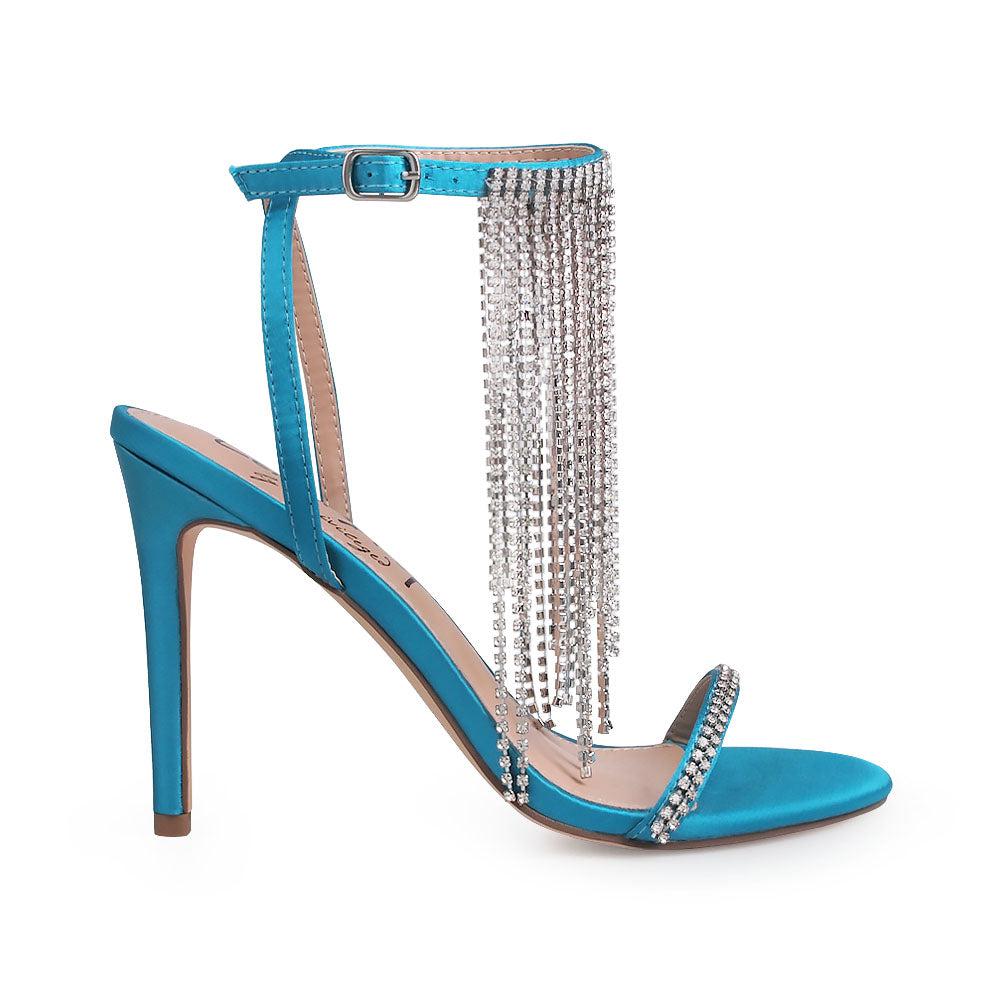 HeelPrivilegedEanna
