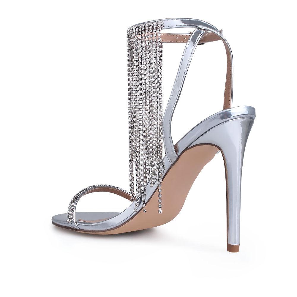 HeelPrivilegedEanna
