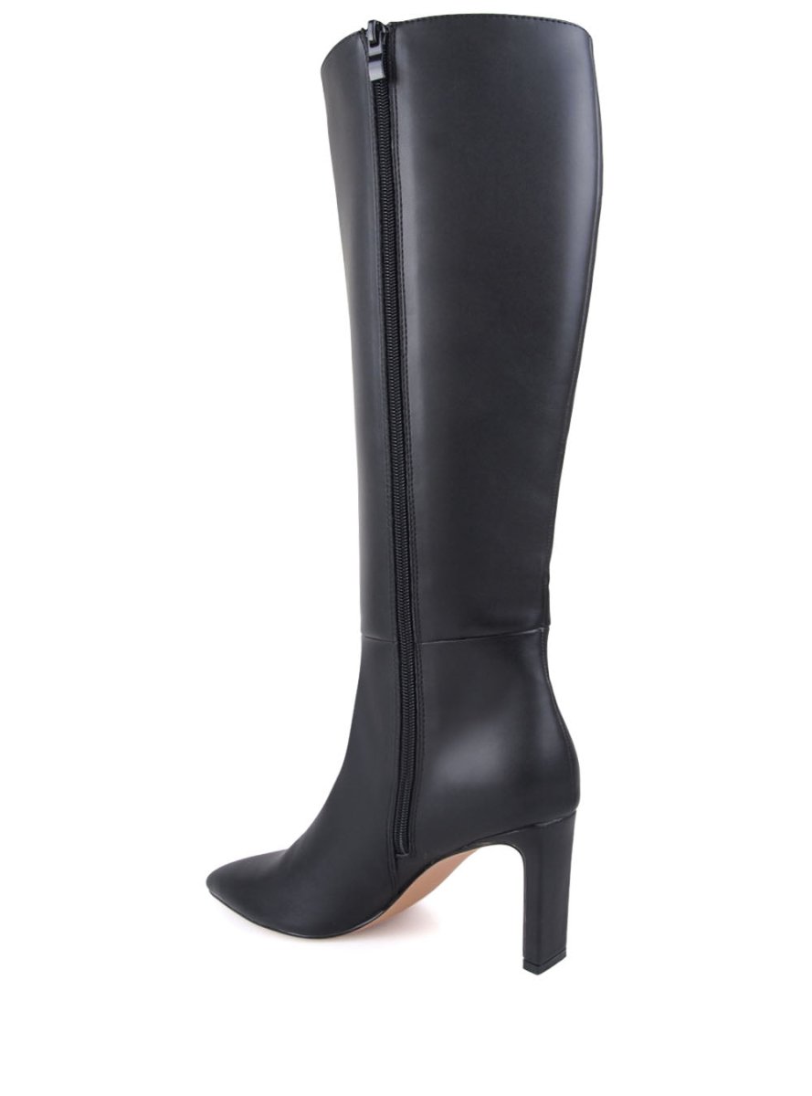 BootPrivilegedFinch