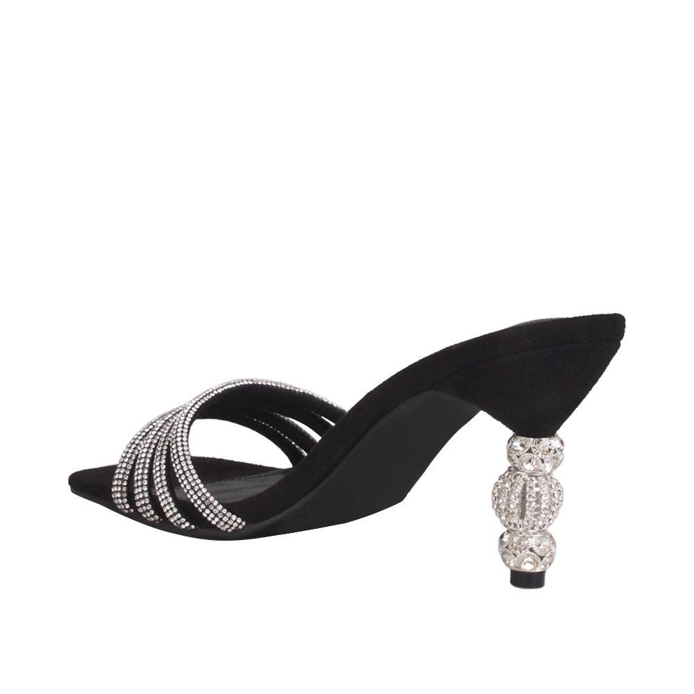 HeelPrivilegedHaute