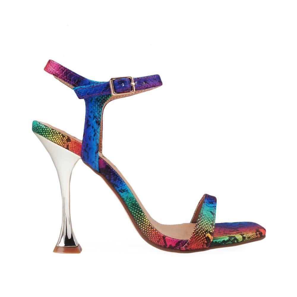 HeelPrivilegedHedwige