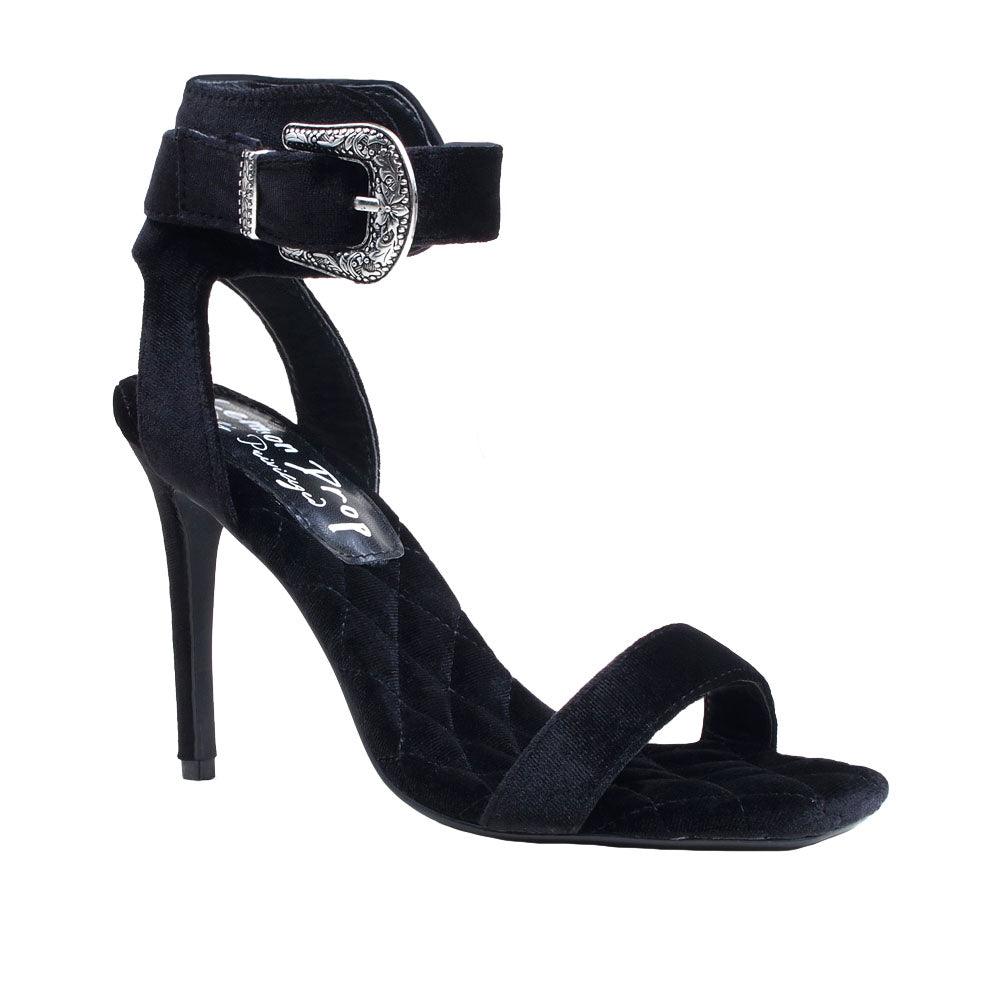 HeelPrivilegedKadee