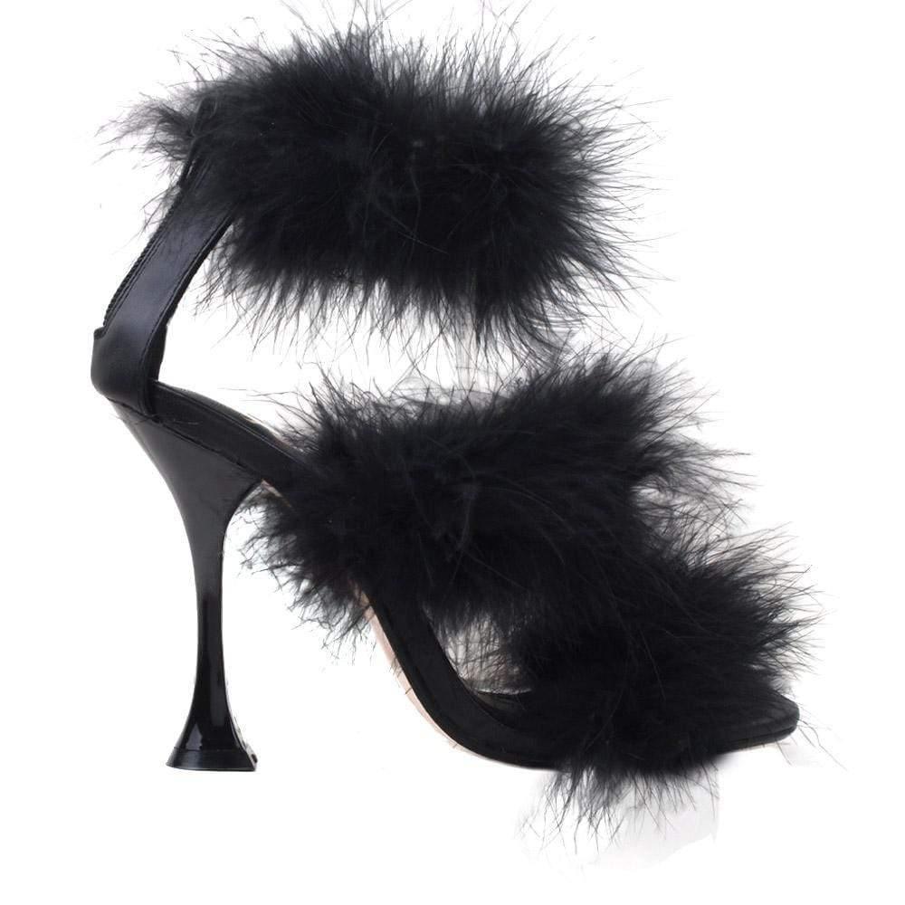 HeelPrivilegedKamelia