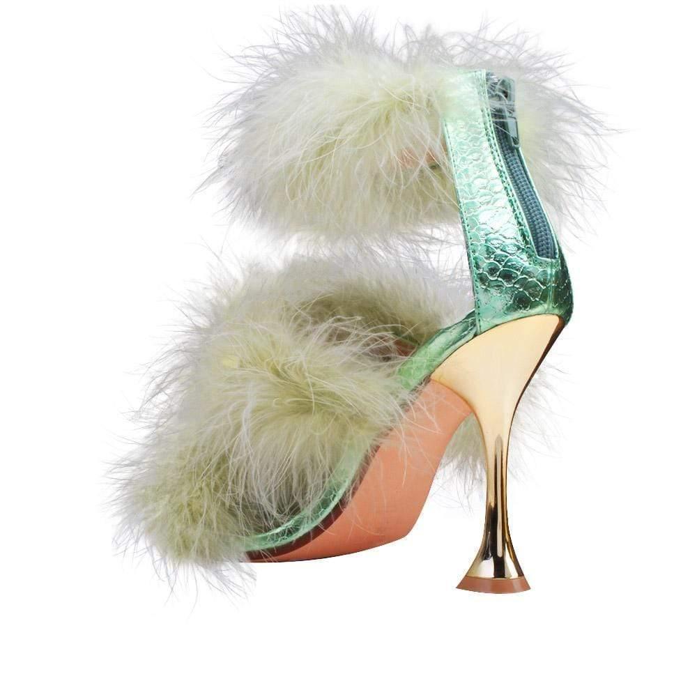 HeelPrivilegedKamelia