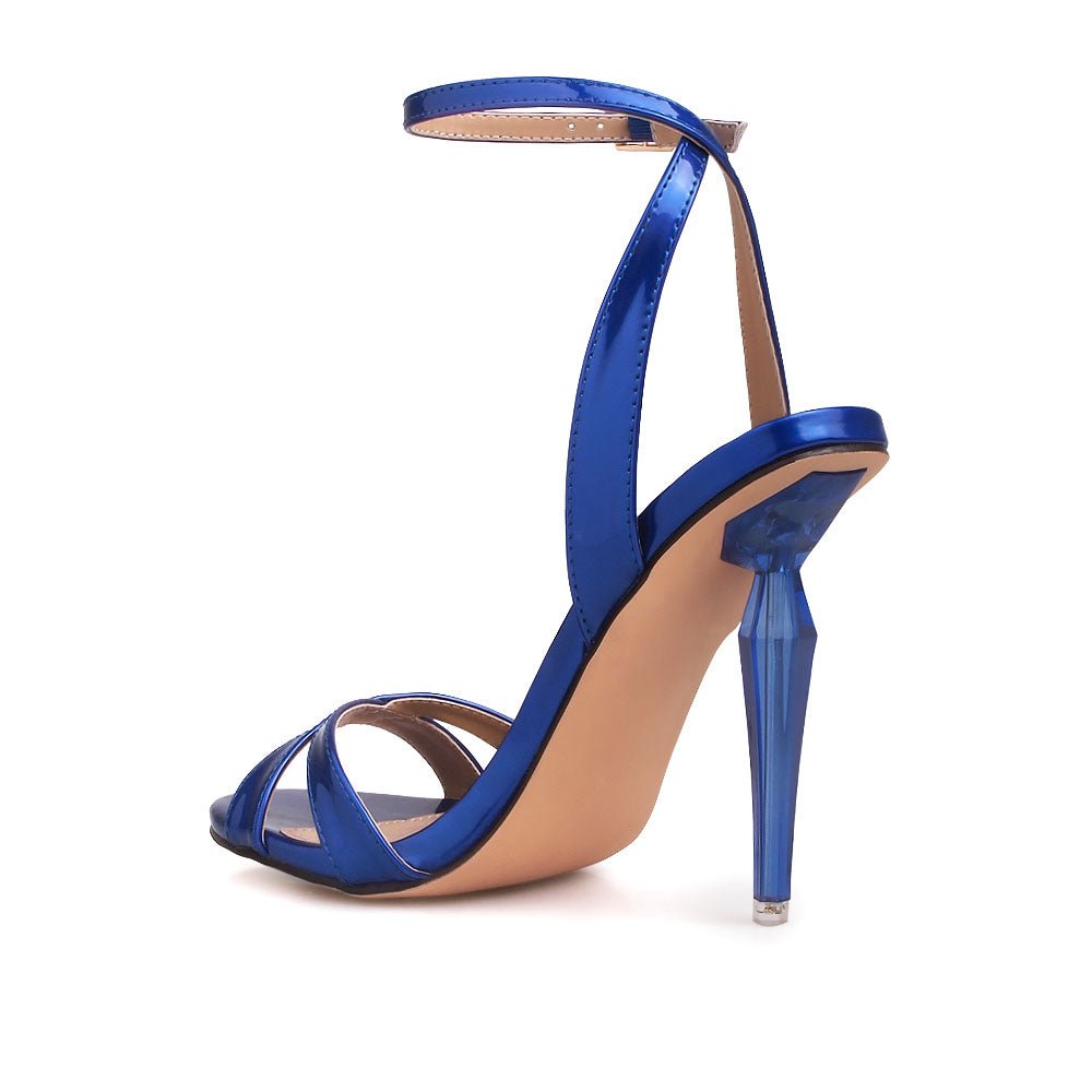 HeelPrivilegedKarinda