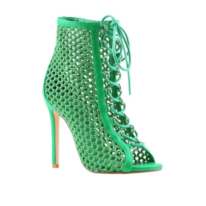 HeelPrivilegedLarchus