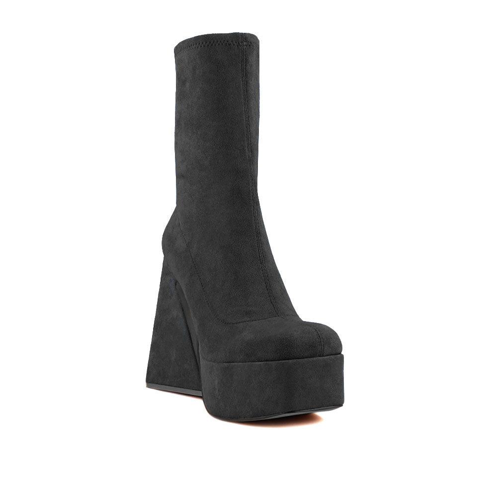 BootiePrivilegedLaskey