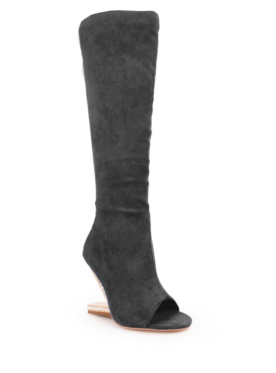 BootPrivilegedLudders