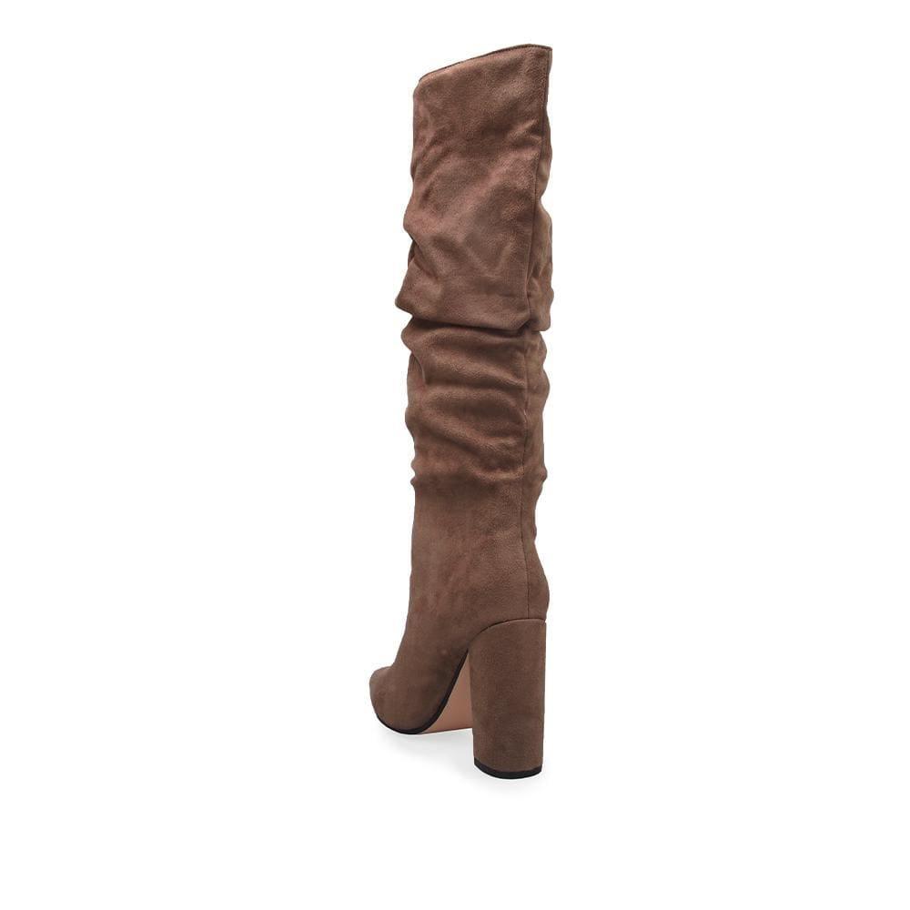 BootPrivilegedMelvina