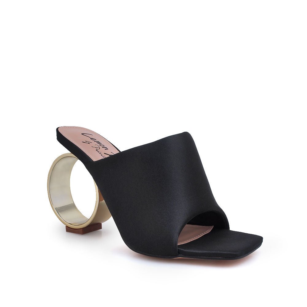 HeelPrivilegedMishkin