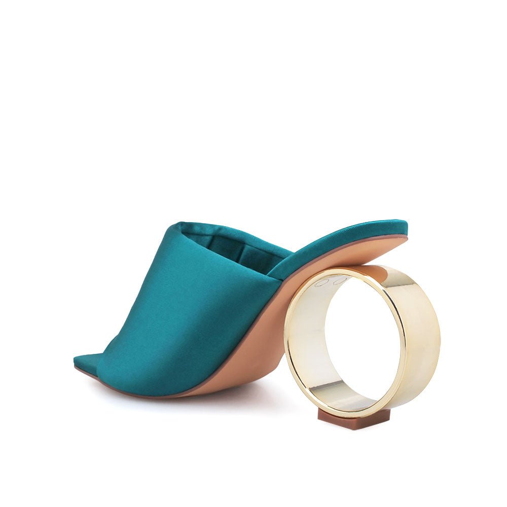 HeelPrivilegedMishkin