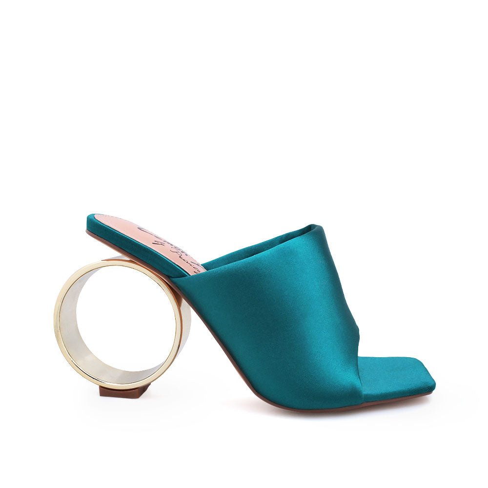 HeelPrivilegedMishkin
