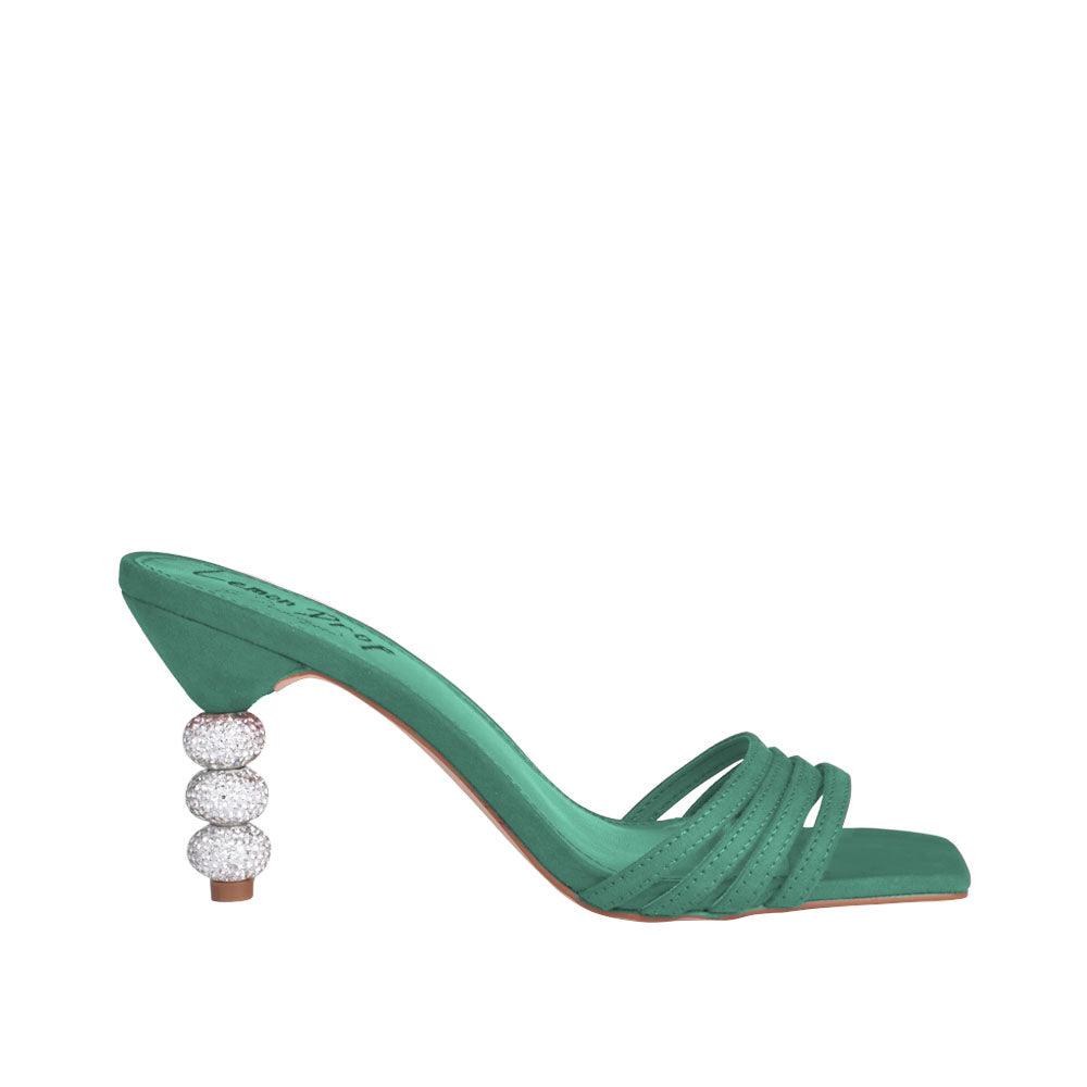 HeelPrivilegedMonica