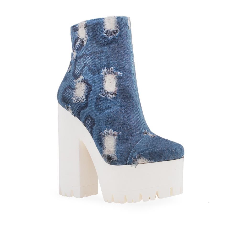 BootiePrivilegedOdiana