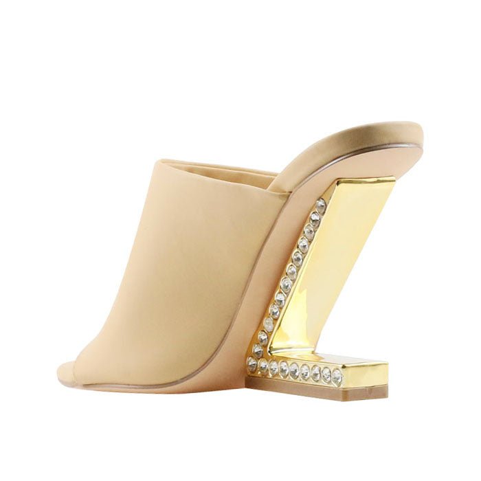 HeelPrivilegedOrlia