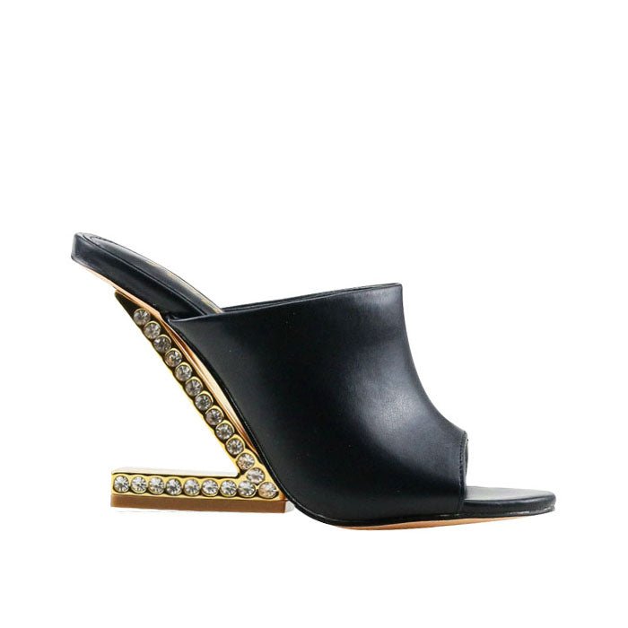 HeelPrivilegedOrlia