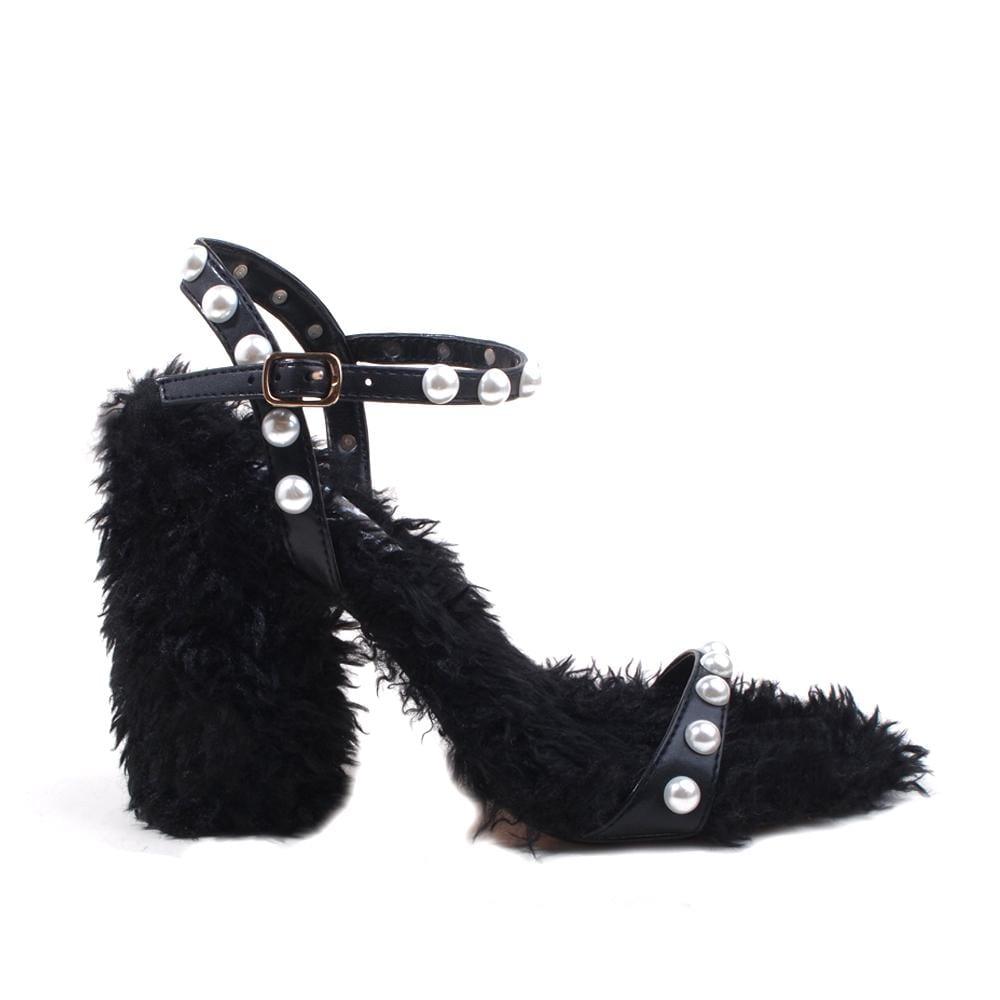 HeelPrivilegedPatricia