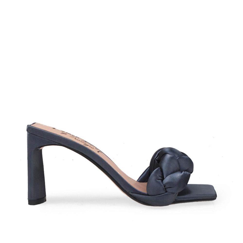 HeelPrivilegedPensa
