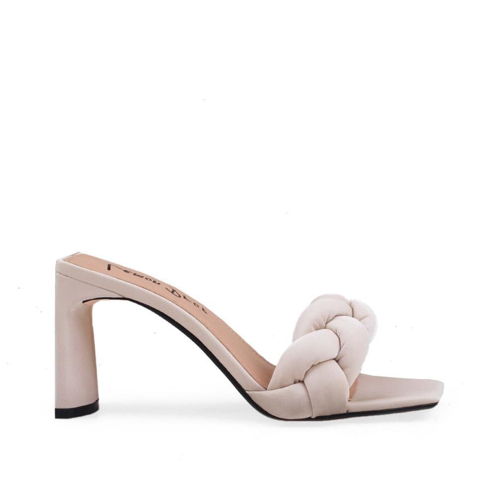 HeelPrivilegedPensa
