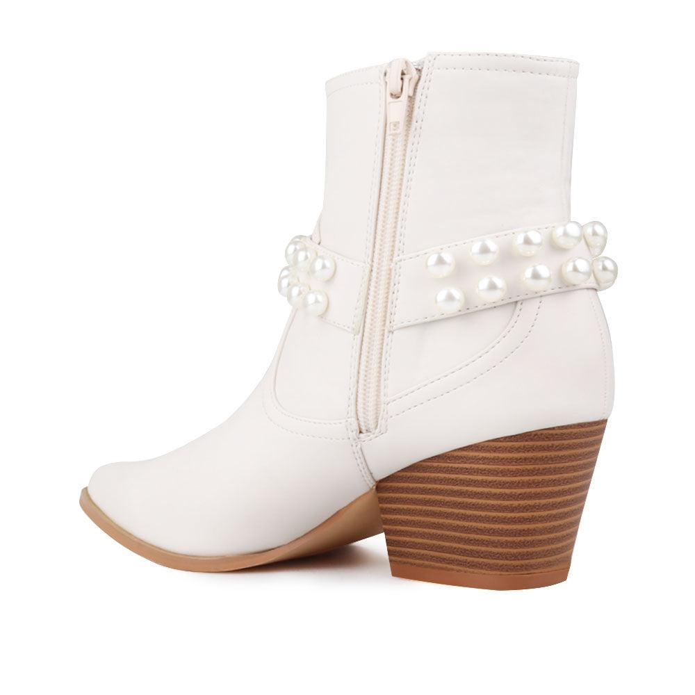 BootiePrivilegedPrejean