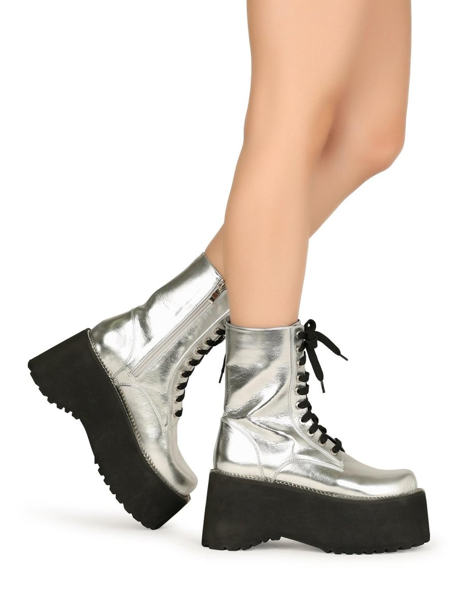 BootiePrivilegedQuintessa