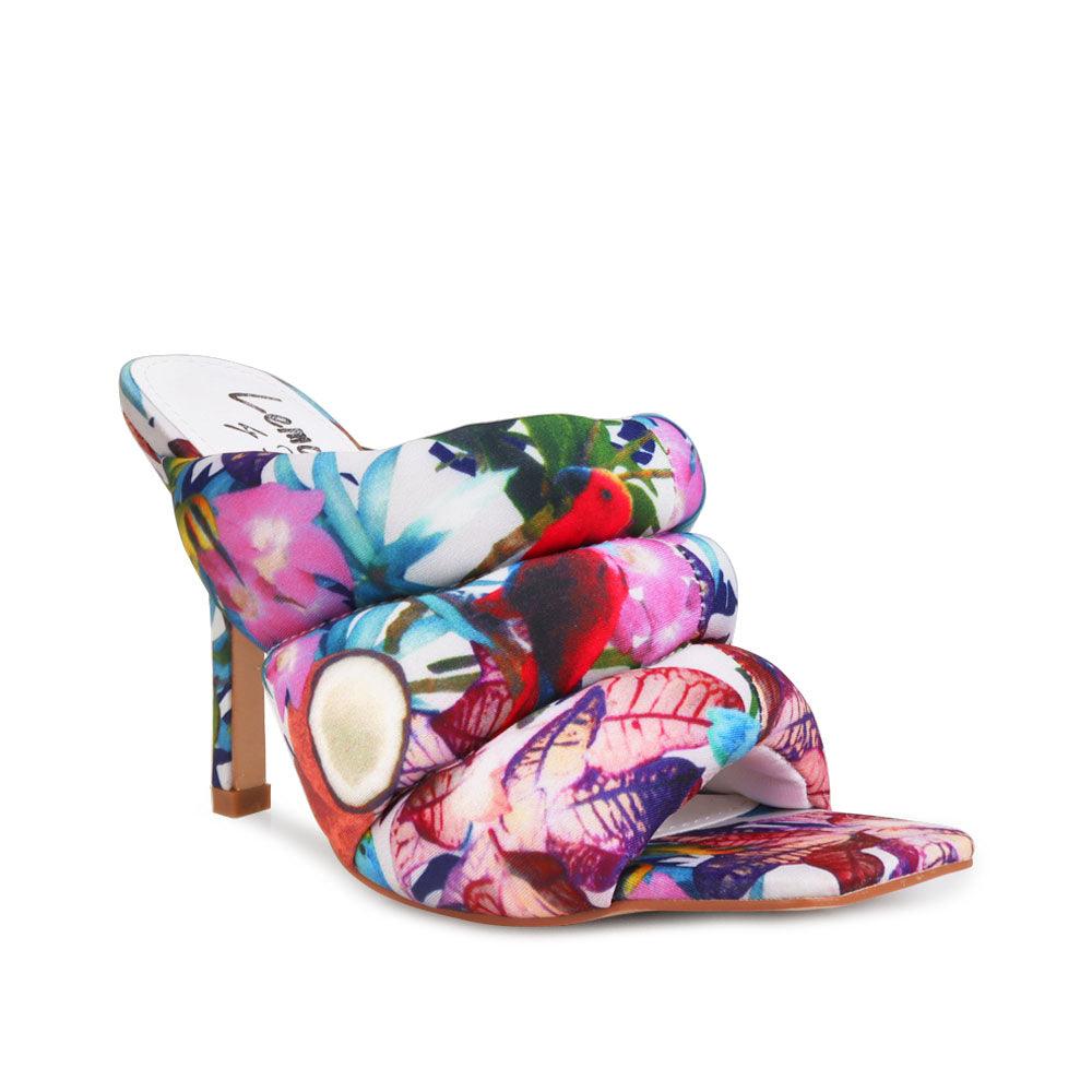 HeelPrivilegedRosalie