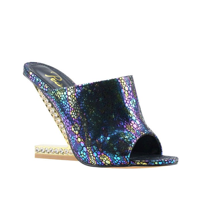 HeelPrivilegedSybilla