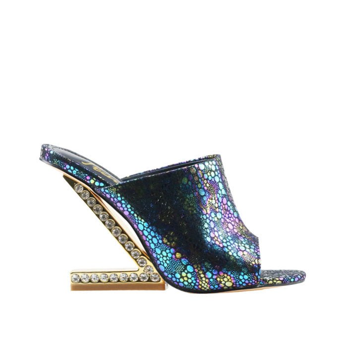 HeelPrivilegedSybilla