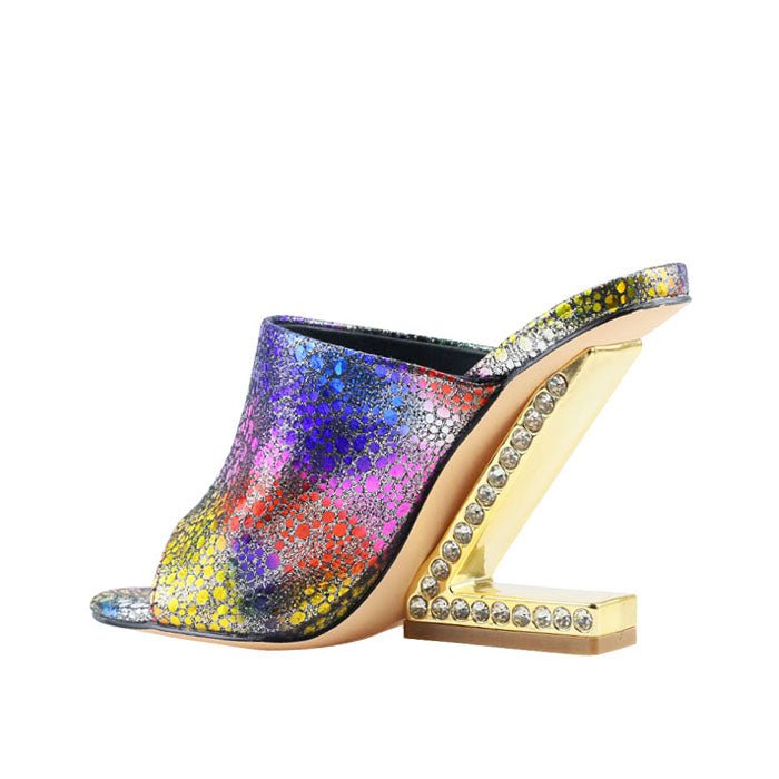 HeelPrivilegedSybilla