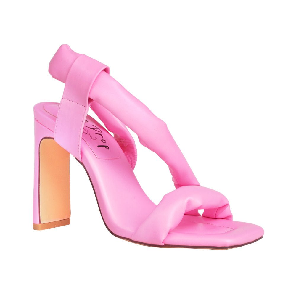 HeelPrivilegedTinley