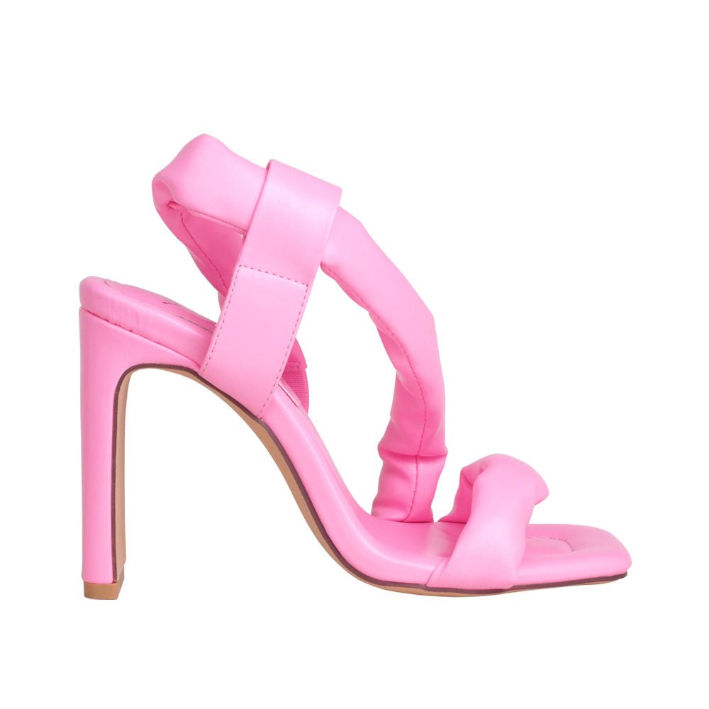 HeelPrivilegedTinley