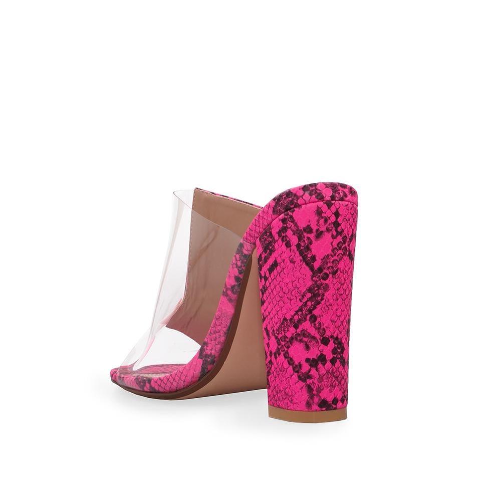 FootwearPrivilegedToilla