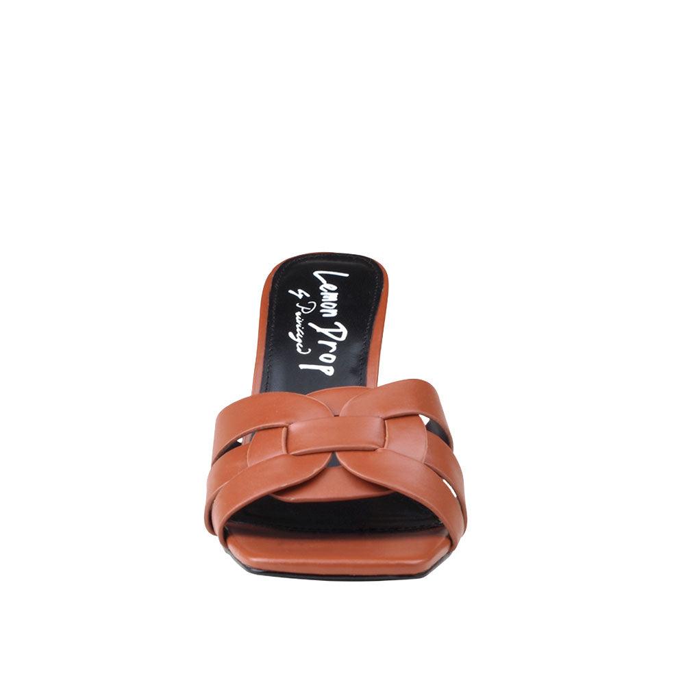 HeelPrivilegedVandalia