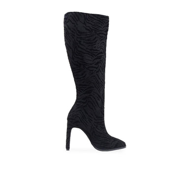 Black textured women boots with pencil heel