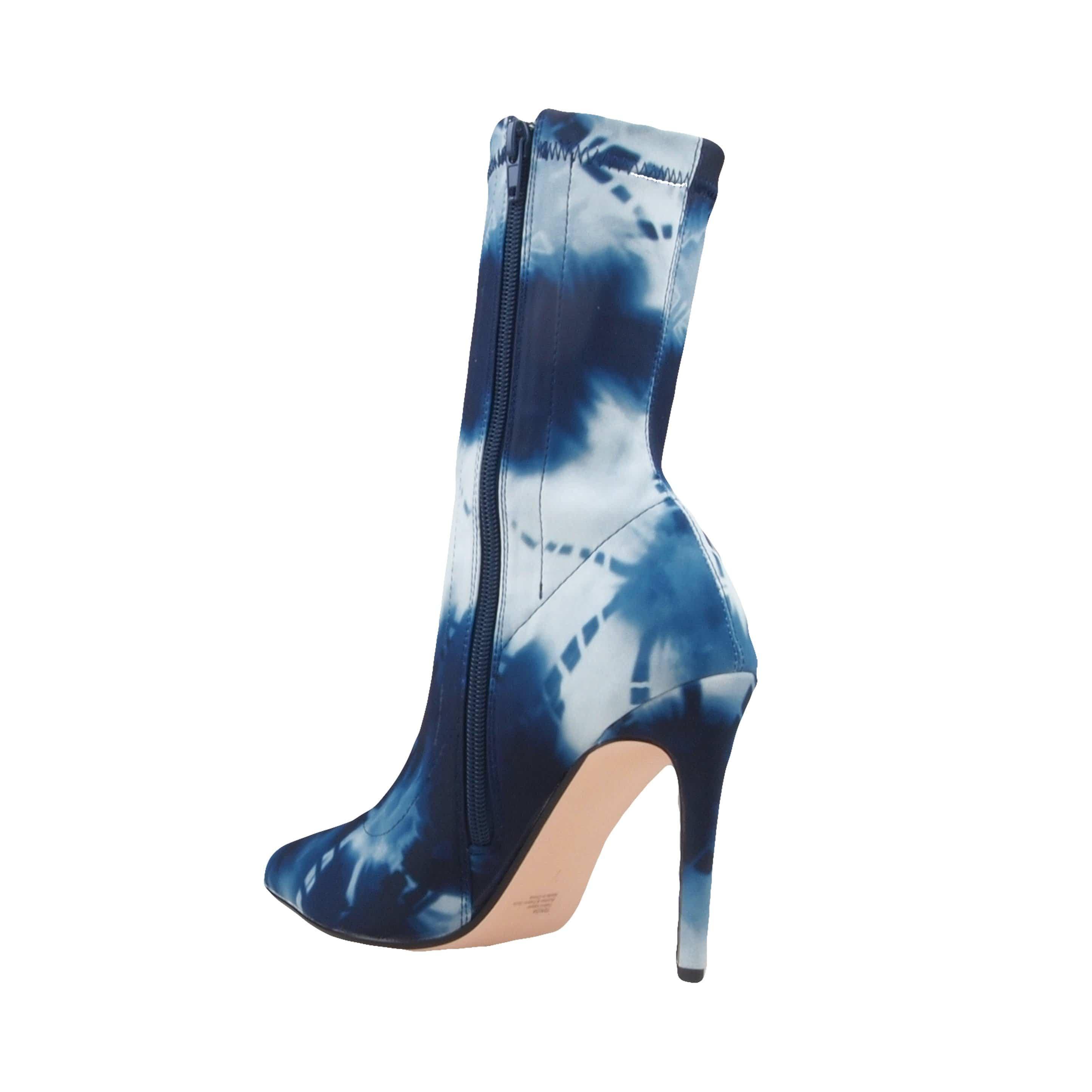 Printed strechy upper women's boot heel in navy blue-posterior view