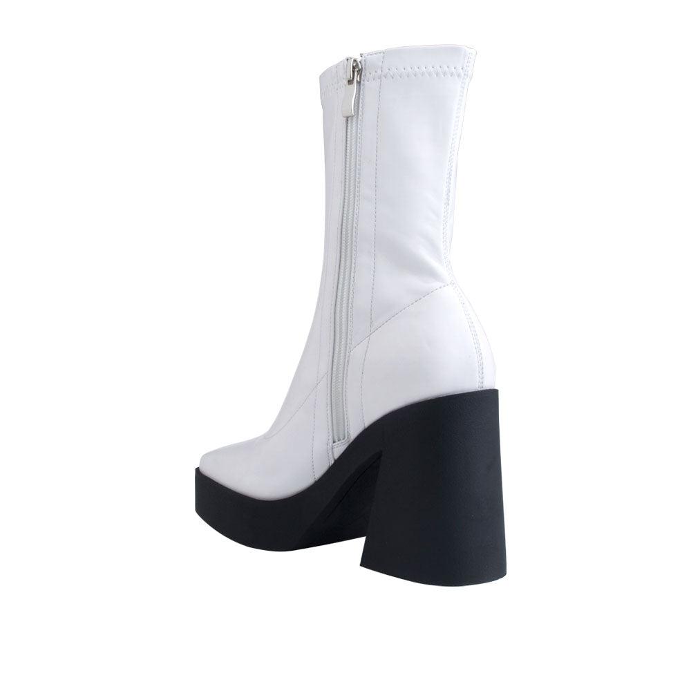 White colored women boots with black block heels-posterior view