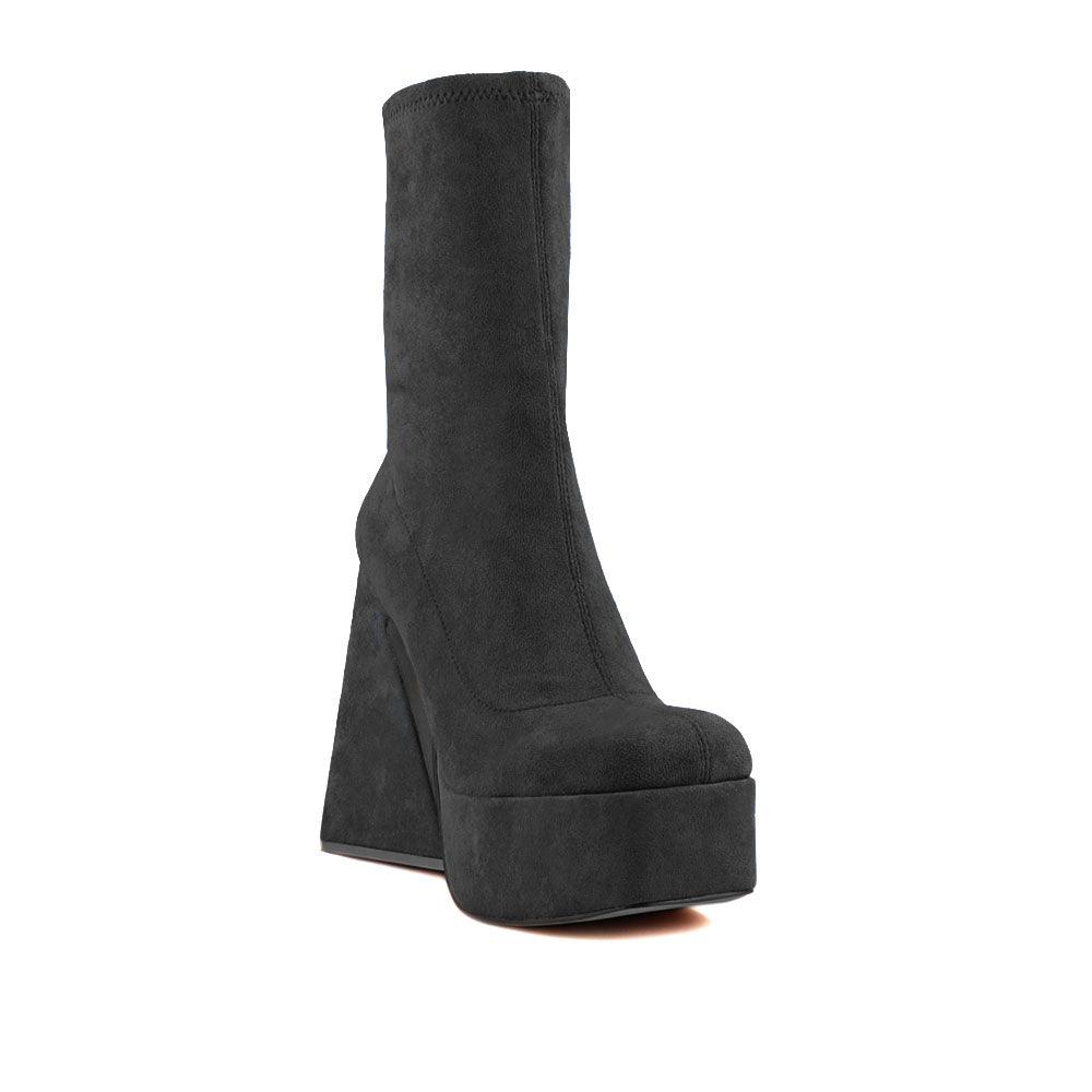 Vegan suede women heels with platform in black-corner view