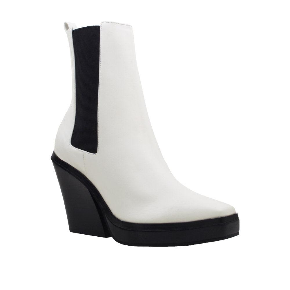 Black and white women's short heel-corner view