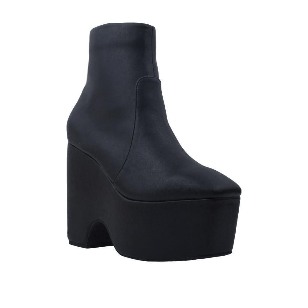 Black women's platform heel-corner view