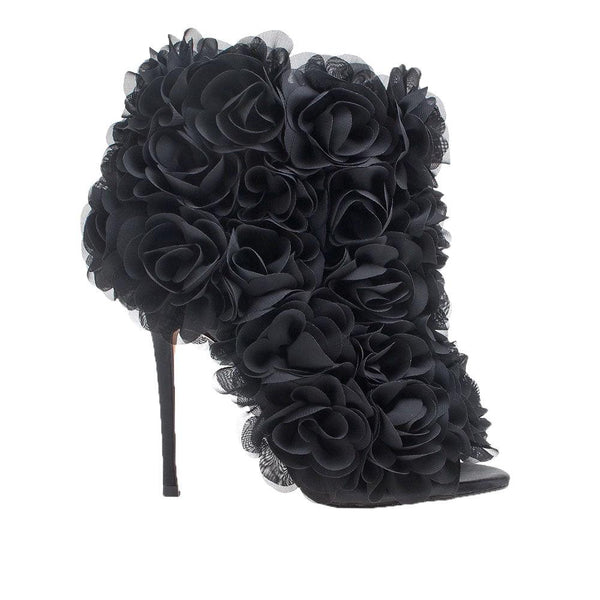 Sanuk Sock Hop Gardenia Women's Shoes Footwear - Black / Floral / 9