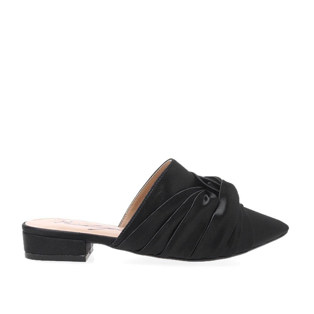 Black slip-on women flats-side view