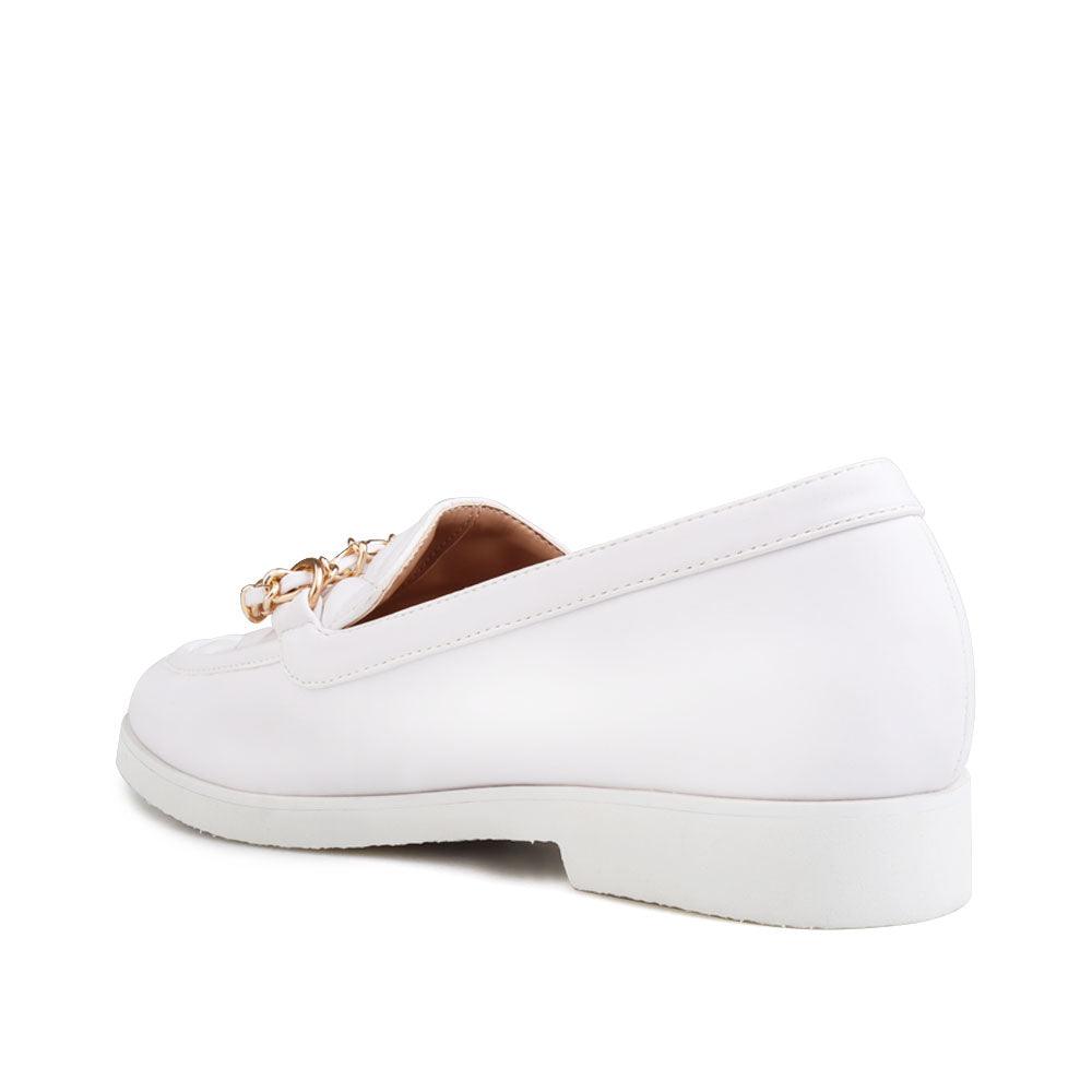 White foam cushioned insole with platform women's shoes-posterior view