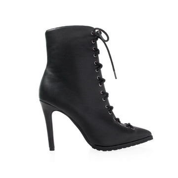 Black women's booties with stilleto heel and laces