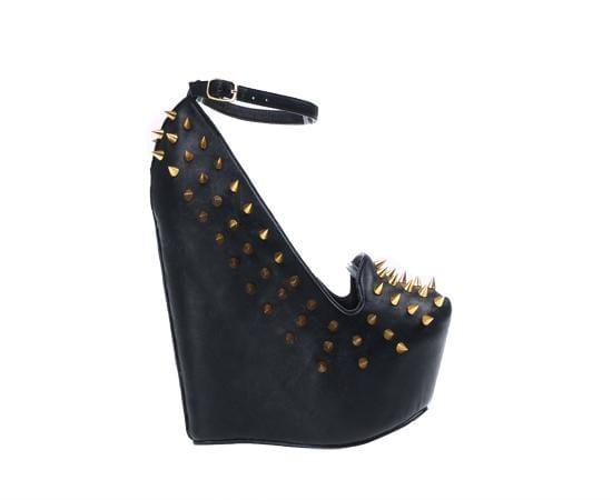 Metal spiked wedge heel in black