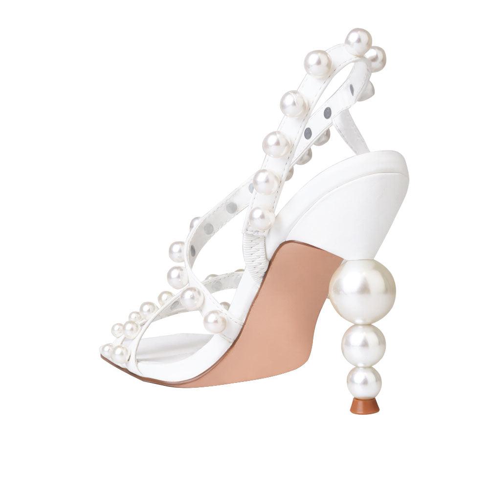 White women heels with beads - posterior view