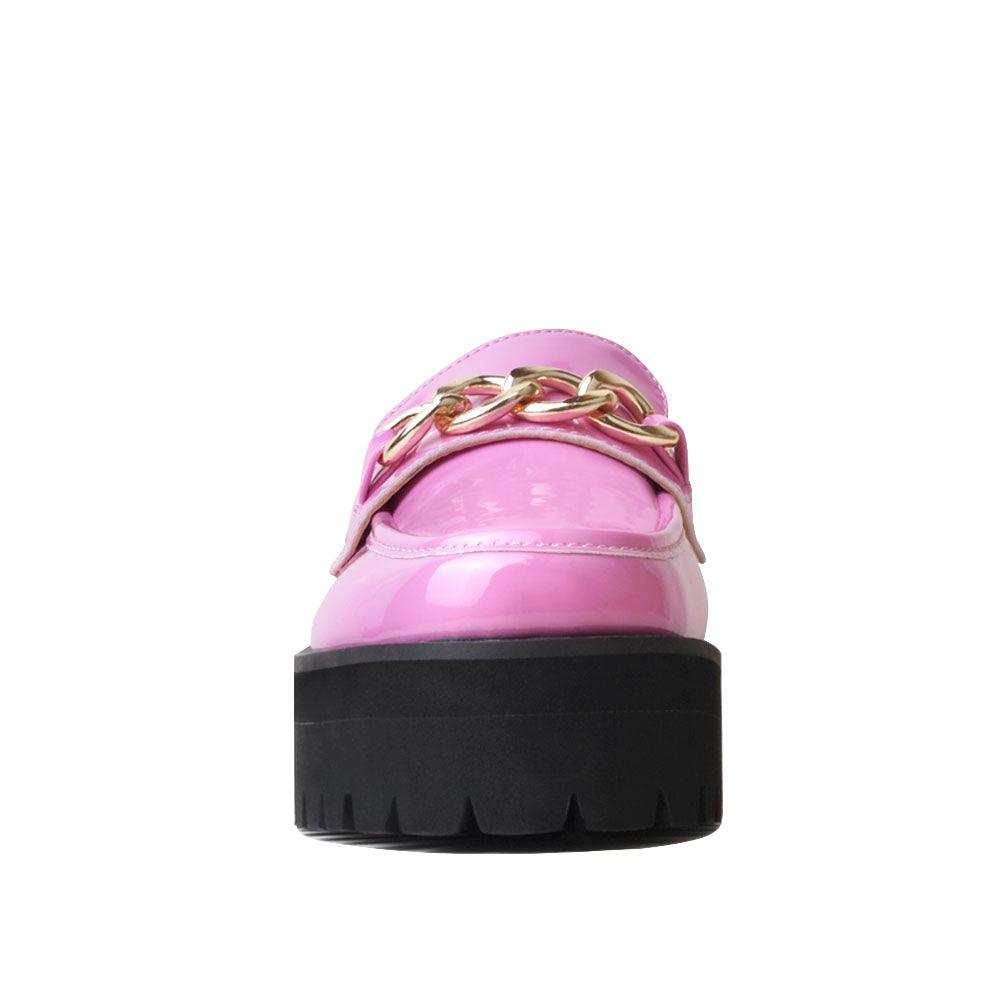 Women's pink leather shoes with a metal chain and a thick black heel-front view