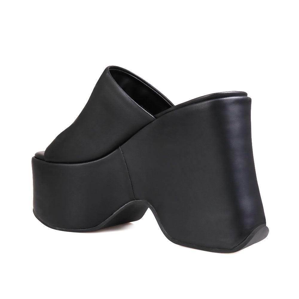 women's slip-on plain black-colored platform -posterior view